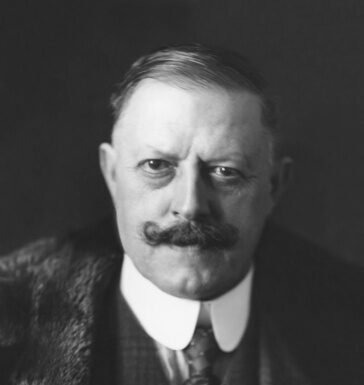 Michael Mayr Biography in Hindi