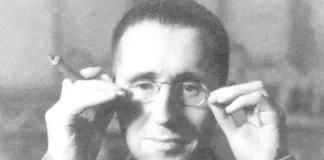 Bertolt Brecht Biography in Hindi