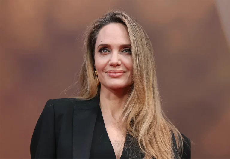 Angelina Jolie Biography