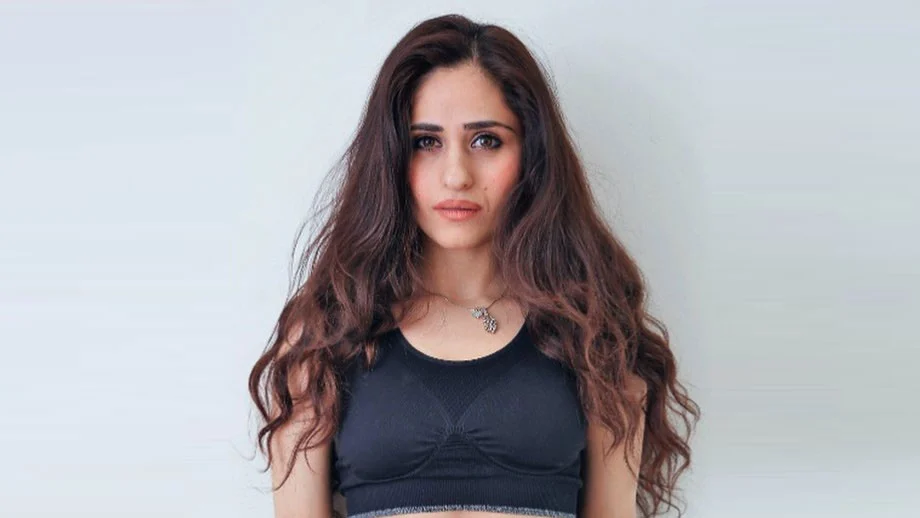 Hunar Hali Biography