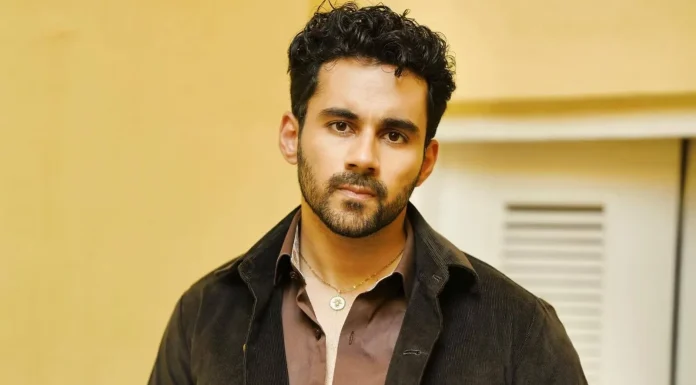 Abhishek Bajaj Biography